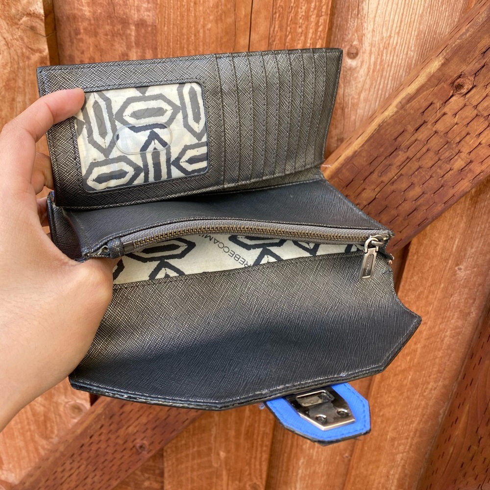 Wallet - Picture 3 of 3
